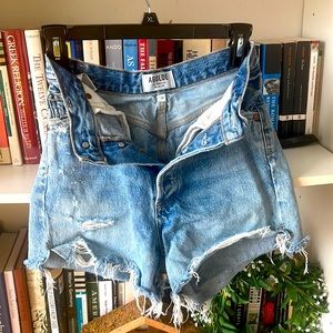 Dee Short . Agolde . Size :24